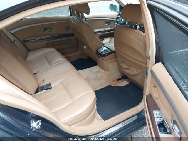 2006 BMW 7 SERIES 750LI VIN: WBAHN83576DT64070