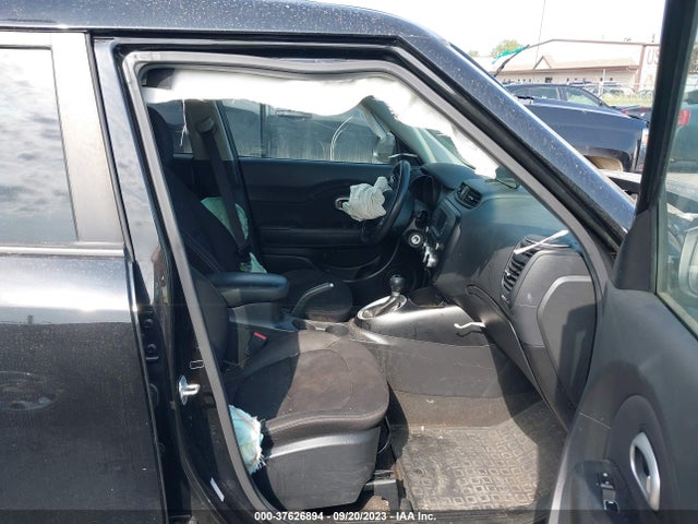 KIA Soul Base 2017 KNDJN2A23H7886870 Image 5