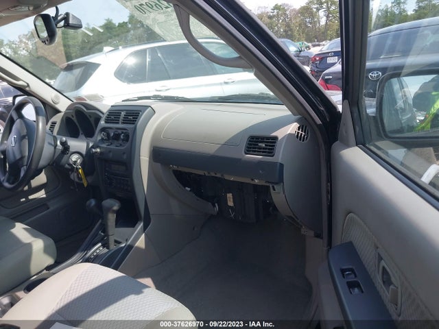 2004 NISSAN XTERRA XE VIN: 5N1ED28Y74C669415