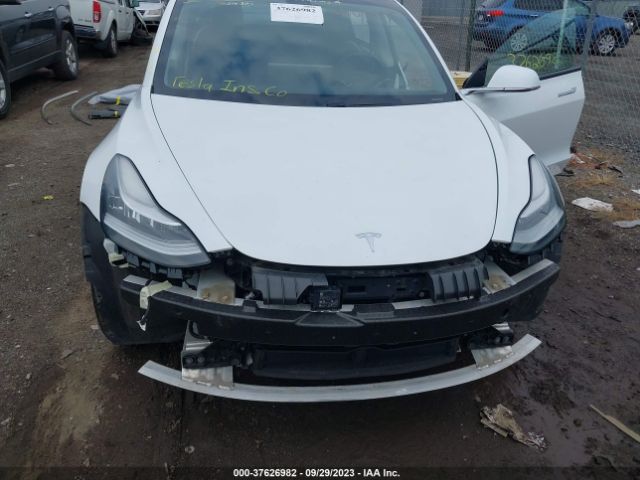 5YJ3E1EA8LF658886 Tesla Model 3 Standard Range