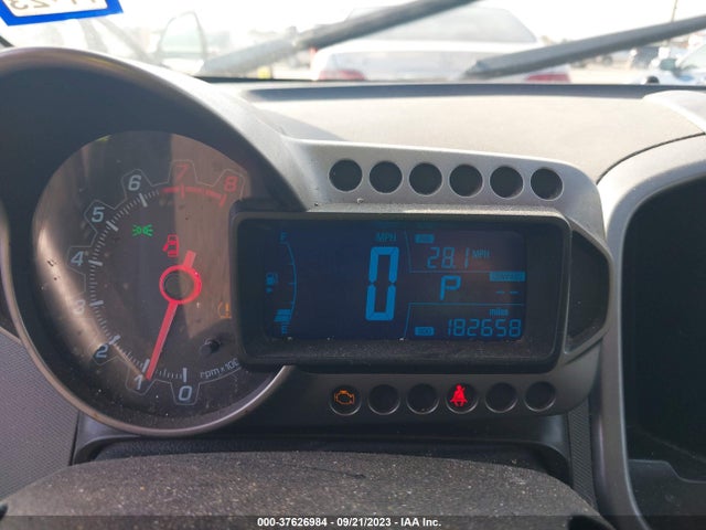 Chevrolet SONIC LT 2015 1G1JC5SH7F4108217 Image 7