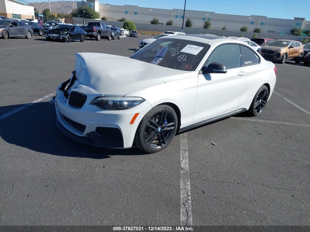 BMW M240i 2018 WBA2J5C59JVC07159 Image 2