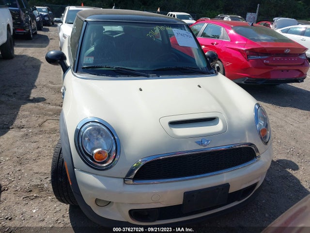2011 MINI COOPER HARDTOP WMWSV3C52BTY23448 Photo 5