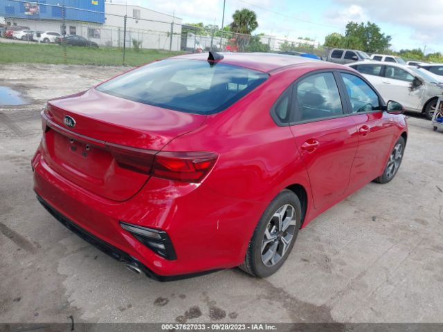 3KPF24AD3ME323517 KIA Forte Lxs