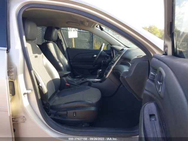 1G11D5SL7FF291205 Chevrolet MALIBU 2LT
