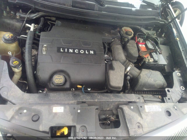 2014 LINCOLN MKT VIN: 2LMHJ5NK2EBL57788