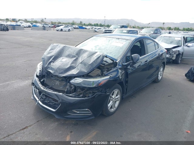 Chevrolet CRUZE LT 2017 1G1BE5SM2H7144555 Image 2