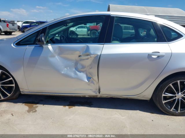 1G4PR5SK3H4106247 Buick Verano Sport Touring