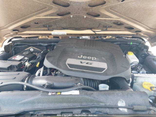 1C4BJWDG3FL638850 Jeep Wrangler Unlimited Sport