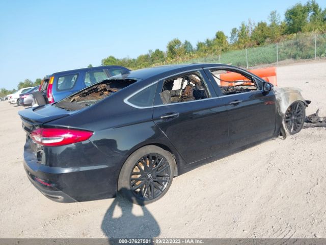 3FA6P0D91LR174653 Ford Fusion Titanium