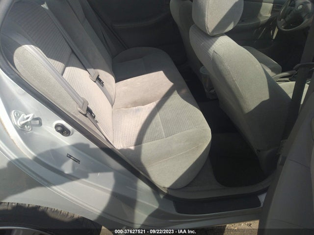 2005 TOYOTA COROLLA CE/LE VIN: JTDBR32E052067296