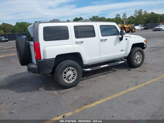2006 HUMMER H3 SUV VIN: 5GTDN136568103622