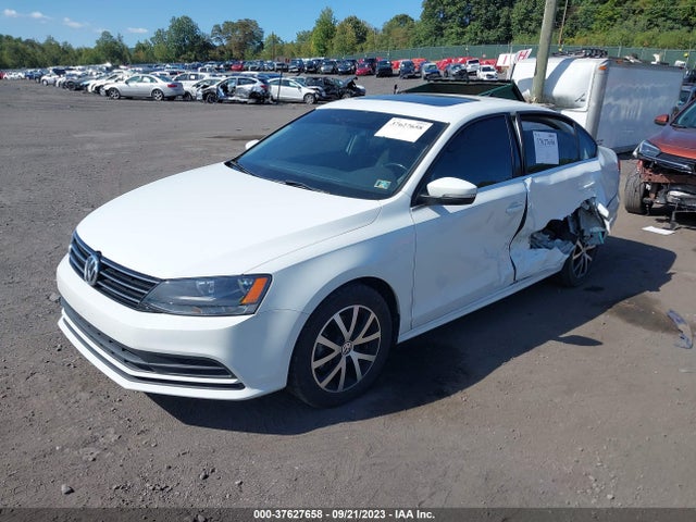 3VWB67AJ1HM319243 Volkswagen Jetta 1.4t Se