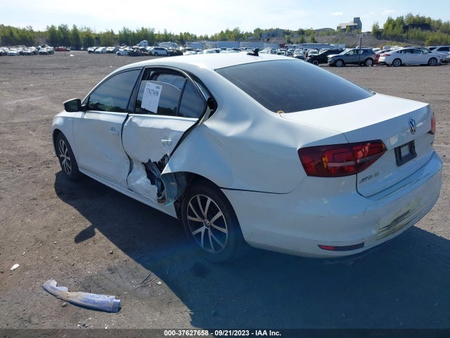 3VWB67AJ1HM319243 Volkswagen Jetta 1.4t Se