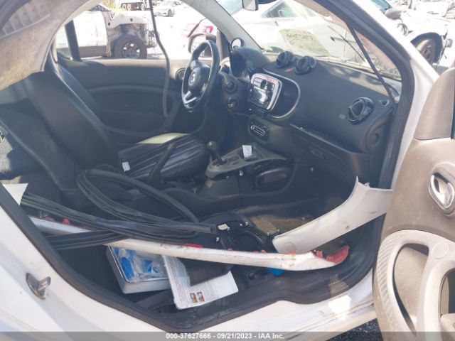 WMEFJ5DA8HK218406 Smart Fortwo Pure/passion/prime/proxy