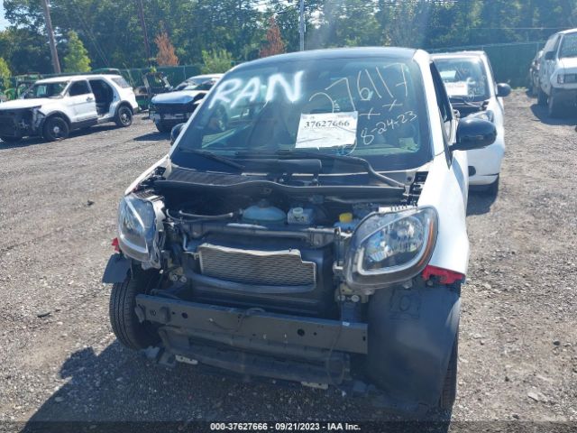 WMEFJ5DA8HK218406 Smart Fortwo Pure/passion/prime/proxy
