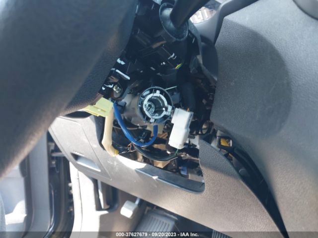 5XYPGDA52JG391143 KIA Sorento Lx V6