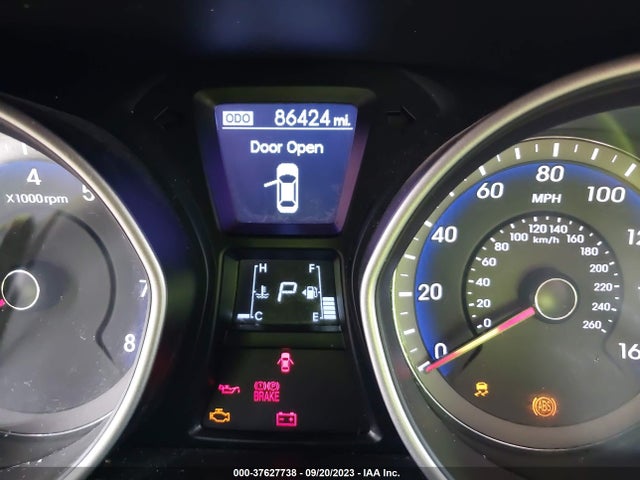 2014 HYUNDAI ELANTRA GT VIN: KMHD35LH7EU203986