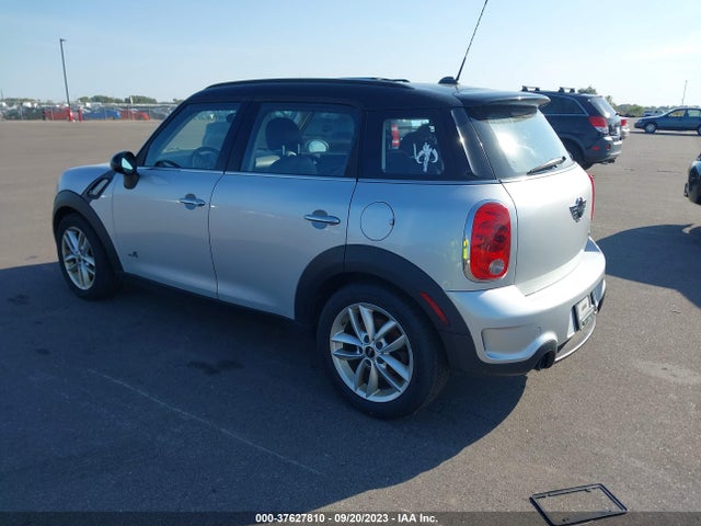 2012 MINI COOPER COUNTRYMAN WMWZC5C55CWL61189 Photo 2