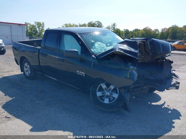 2017 RAM 1500 1C6RR7FG8HS862397 Photo 0