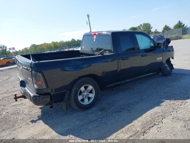 2017 RAM 1500 1C6RR7FG8HS862397 Photo 3