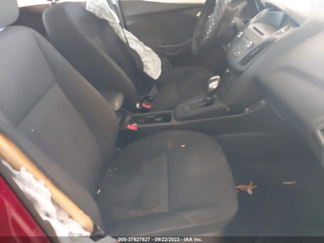 1FADP3F29GL220811 Ford FOCUS SE