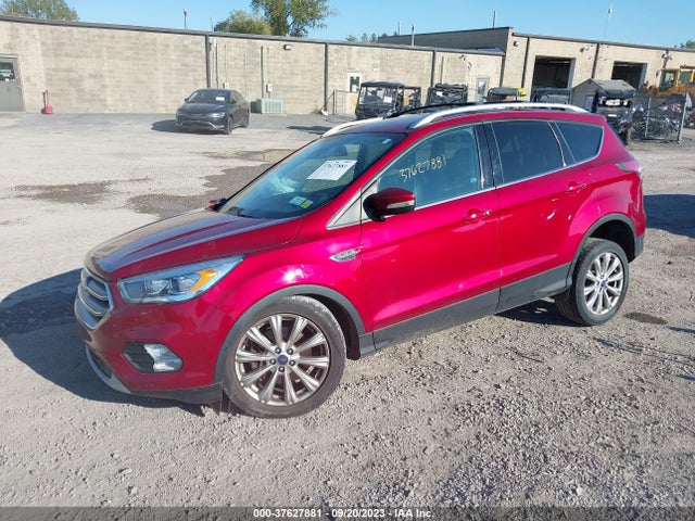Ford Escape Titanium 2017 1FMCU9J95HUB34702 Image 2