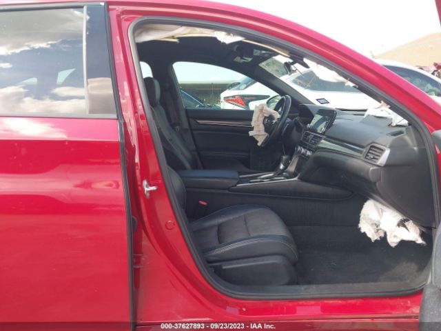 1HGCV1F38JA217802 Honda Accord Sport