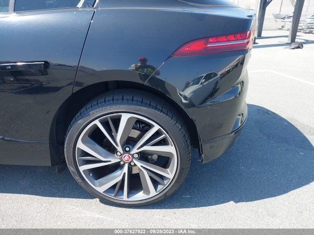 2019 JAGUAR I-PACE SADHD2S10K1F75938 Photo 5