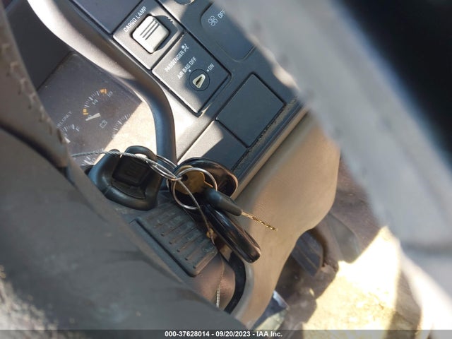 1997 CHEVROLET C/K 1500 VIN: 2GCEC19R0V1222716