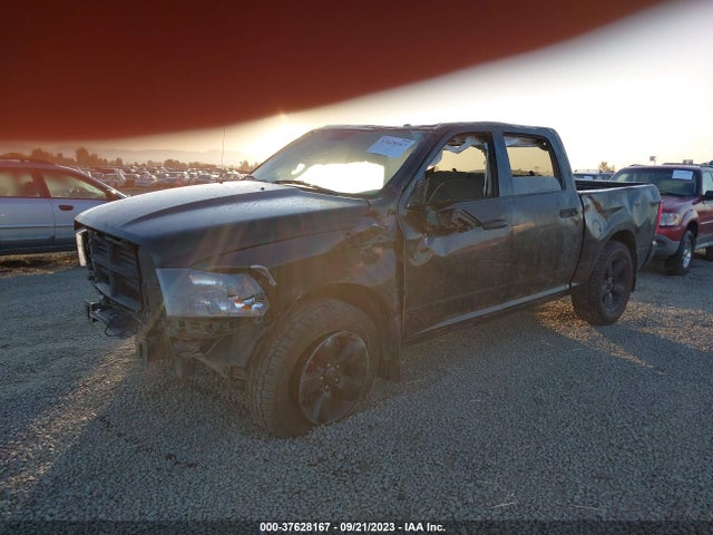 RAM 1500 Express 2018 3C6RR7KT9JG118551 Image 2