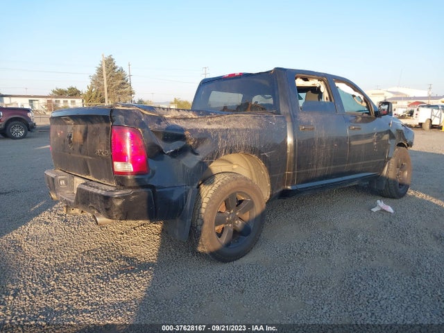RAM 1500 Express 2018 3C6RR7KT9JG118551 Image 4