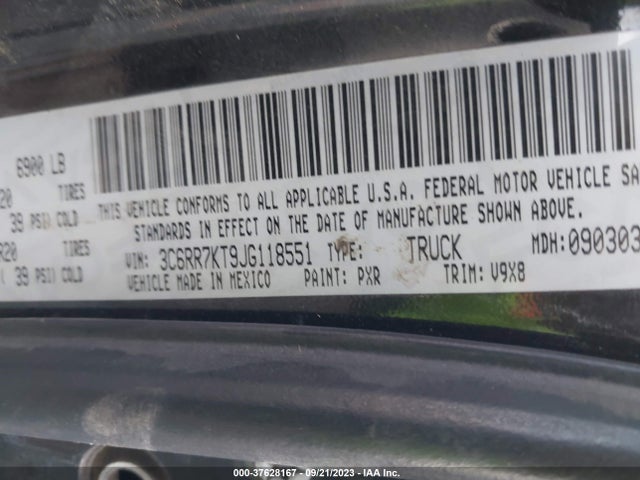 RAM 1500 Express 2018 3C6RR7KT9JG118551 Image 9