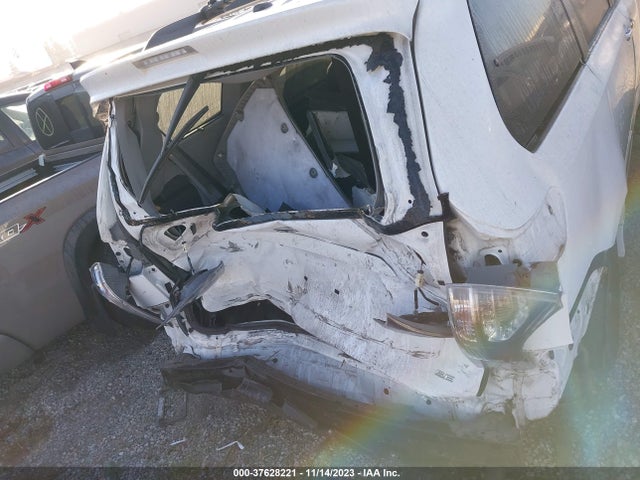 Toyota SIENNA SE 2017 5TDXZ3DC2HS789996 Image 17