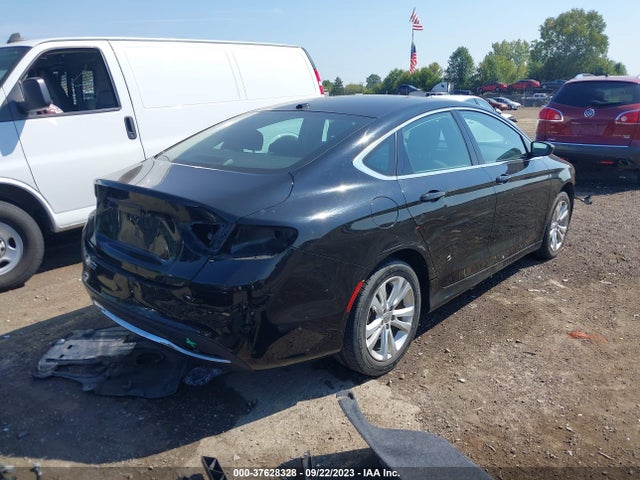 Chrysler 200 Limited 2015 1C3CCCAB2FN674642 Image 4