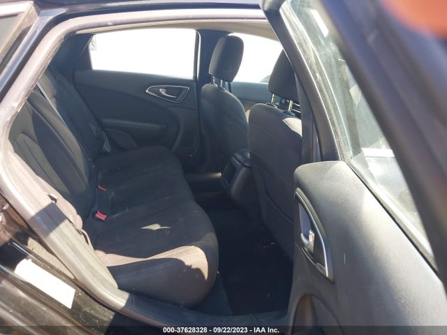 Chrysler 200 Limited 2015 1C3CCCAB2FN674642 Image 8