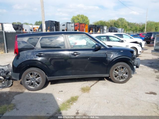 KNDJ23AU6M7146997 KIA SOUL S