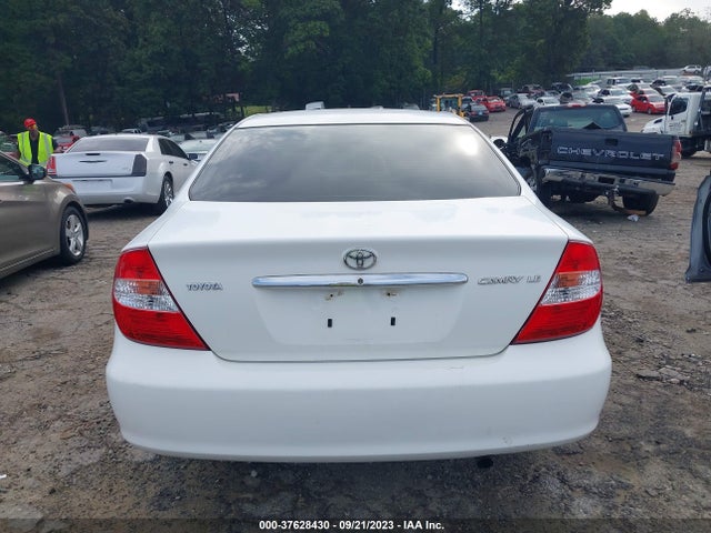 2002 TOYOTA CAMRY LE VIN: 4T1BE32KX2U019477