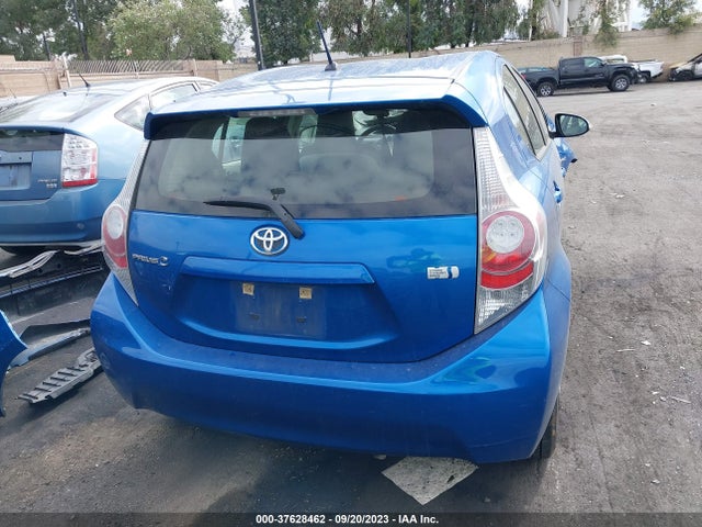 Toyota Prius C One/three/two/four 2014 JTDKDTB39E1562955 Image 17