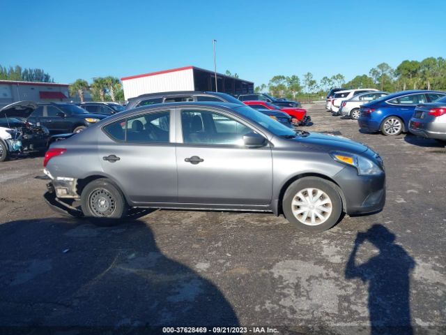 3N1CN7AP5JL863063 Nissan Versa Sedan S