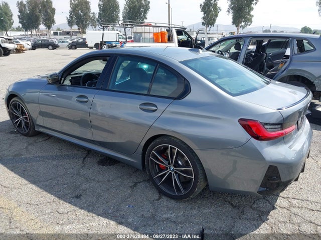 BMW 3 Series 330i 2023 аукцион фото