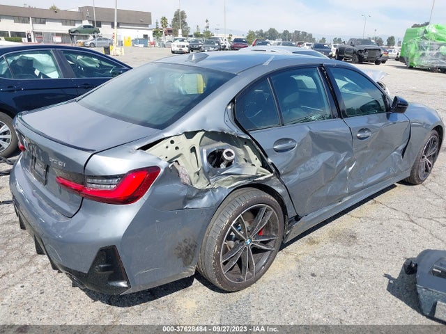 BMW 3 Series 330i 2023 аукцион фото