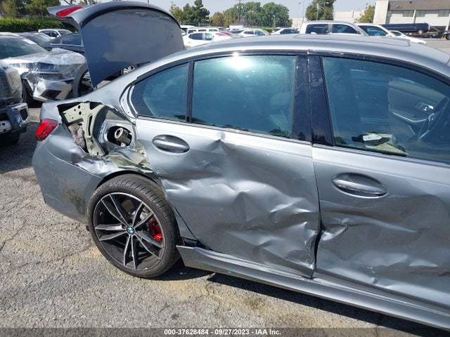 BMW 3 Series 330i 2023 аукцион фото