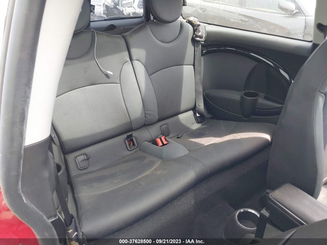 2009 MINI COOPER CLUBMAN WMWML33529TX36027 Photo 7