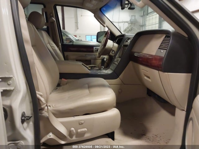 2006 LINCOLN NAVIGATOR LUXURY/ULTIMATE VIN: 5LMFU28536LJ23978