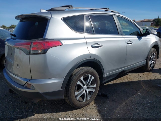 Toyota RAV4 LE 2018 JTMBFREV8JJ194269 Image 10