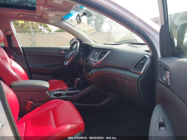 Hyundai Tucson Night 2017 KM8J33A22HU541564 Image 5