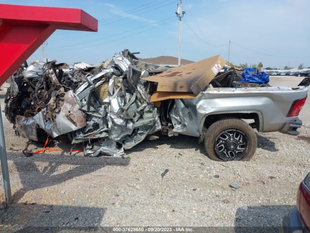 1GT12ZE80FF501820 GMC Sierra 2500hd Slt