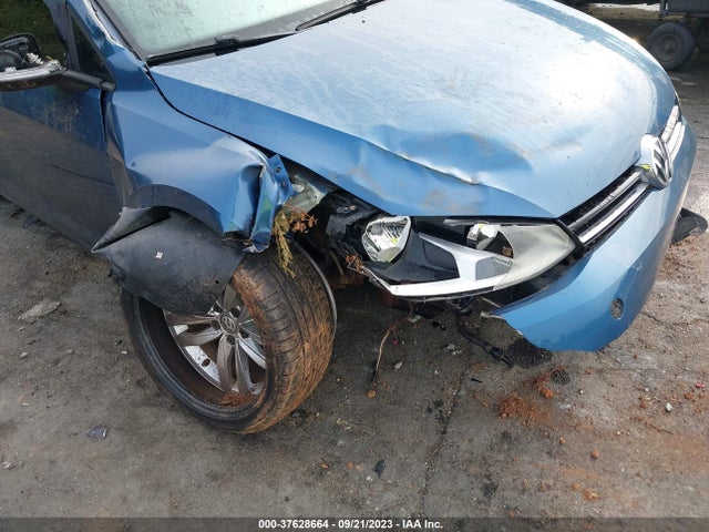 3VW2A7AU5FM012793 Volkswagen Golf Tdi Sel