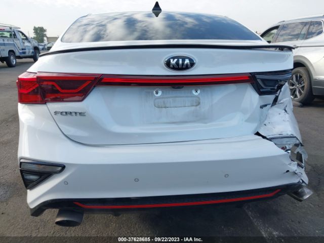 3KPF44AC8ME412890 KIA FORTE GT